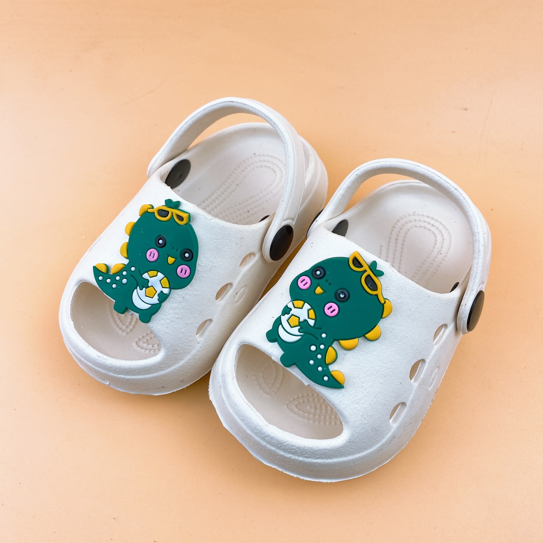 Dép hở mũi cho bé , sục cho bé trai bé gái sticker khủng long siêu nhẹ chống trơn trượt