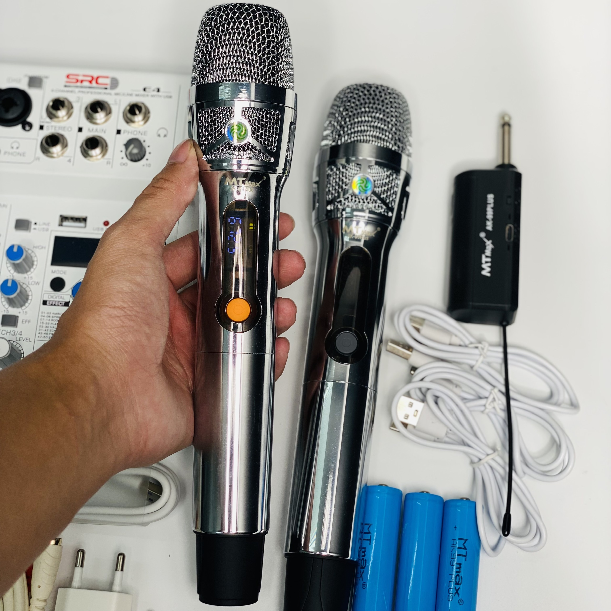 Combo Mixer Thu Âm Livestream Karaoke Mixer E4 và Micro Ak99 Plus Chính Hãng Giá Tốt -  Bảo Hành 12 Tháng Hàng Chính Hãng