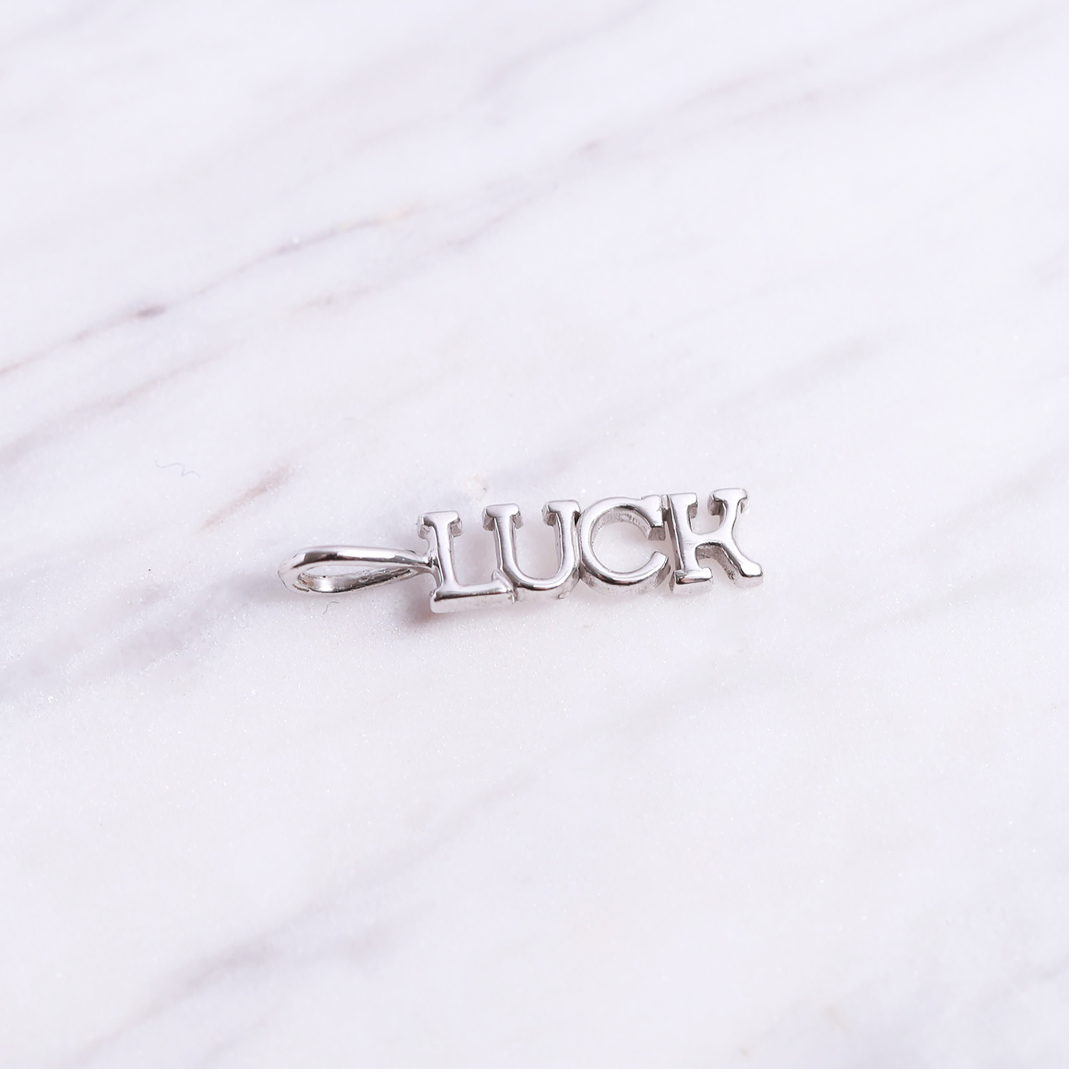 Mặt dây chuyền bạc nữ Luck tinh tế Gix Jewel SPGMDC11