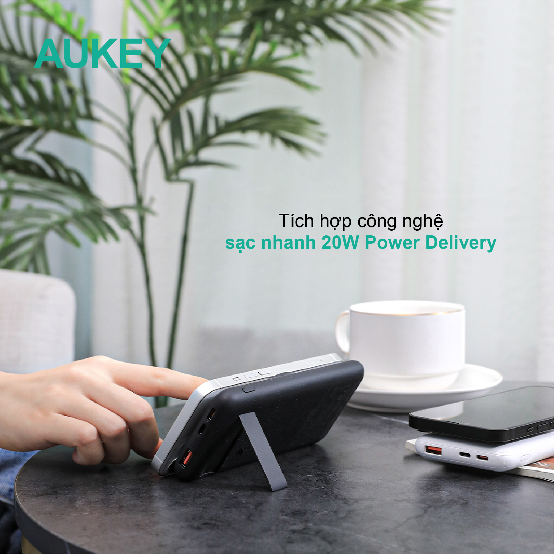 Pin sạc dự phòng kiêm sạc không dây Aukey 10000mAh 15W, hàng chính hãng