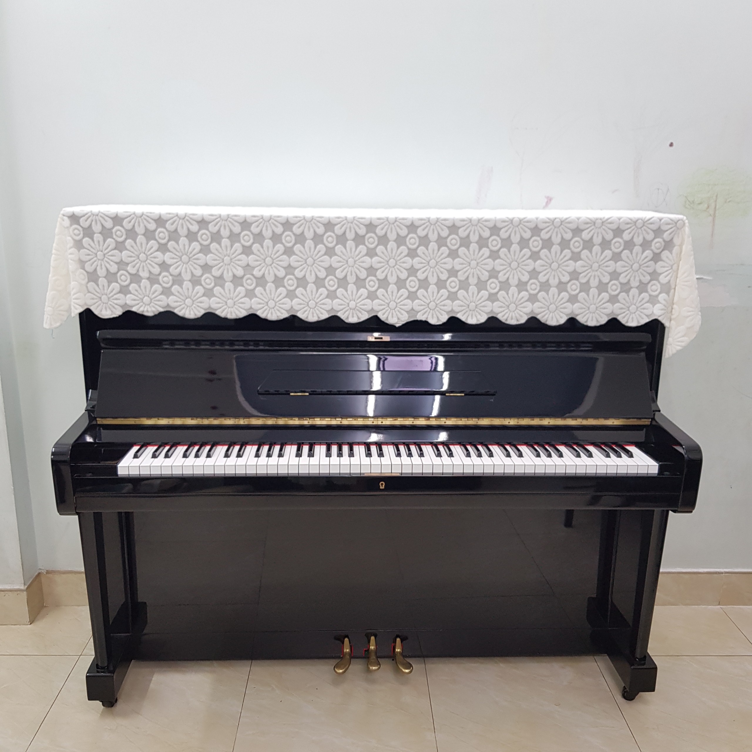 Khăn phủ đàn Piano Hoa Cúc Trắng