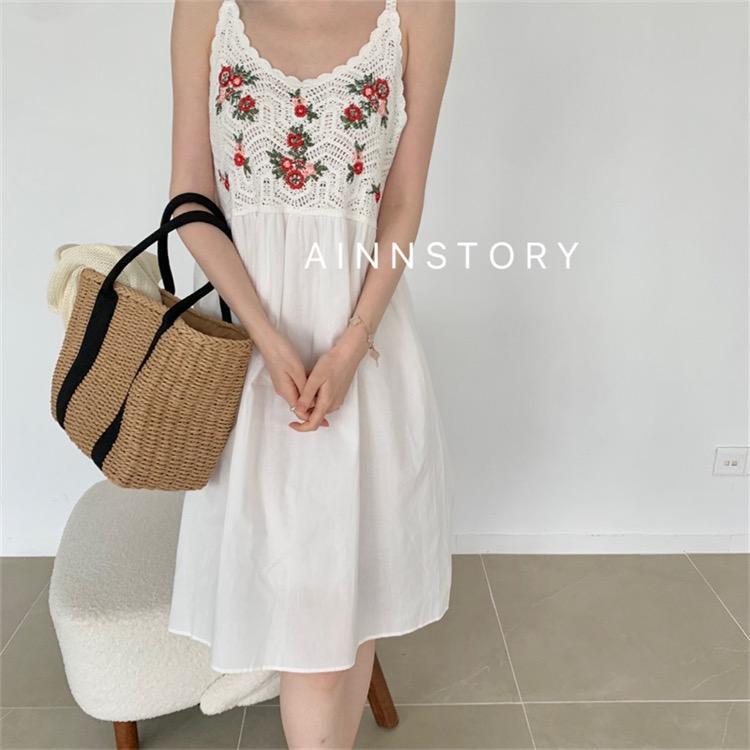 MS907 Váy đầm hai dây nữ đan móc thêu hoa đỏ đi biển