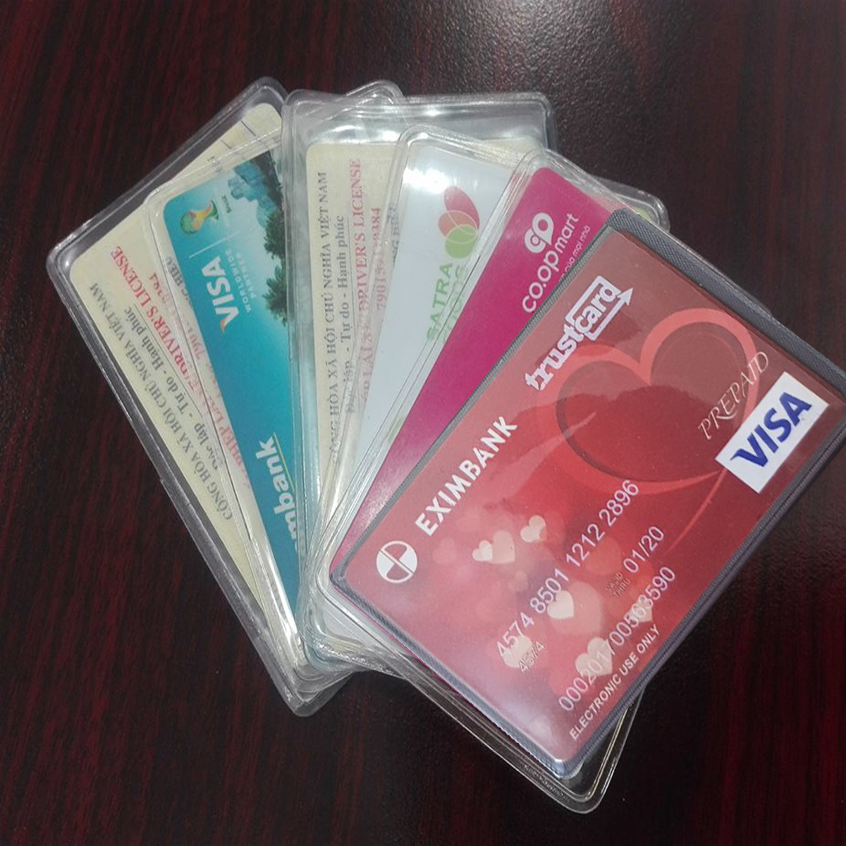 Combo 5 Túi Ví Đựng Bảo Vệ Chống Xước Thẻ ATM, Card Visit, CMND, Driver License Bằng Lái Xe Trong Suốt Hiệu Hier