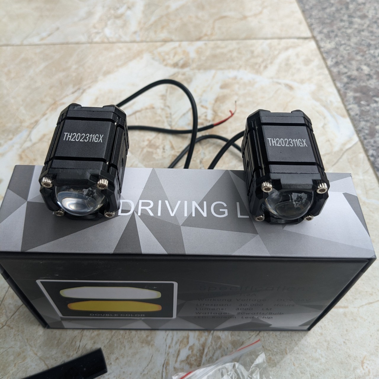 Đèn Trợ Sáng Xe Máy Ô Tô Bản Đặc Biệt - Bi Cầu 2 Màu, 4 Chế Độ Cốt Pha Đỉnh Cao