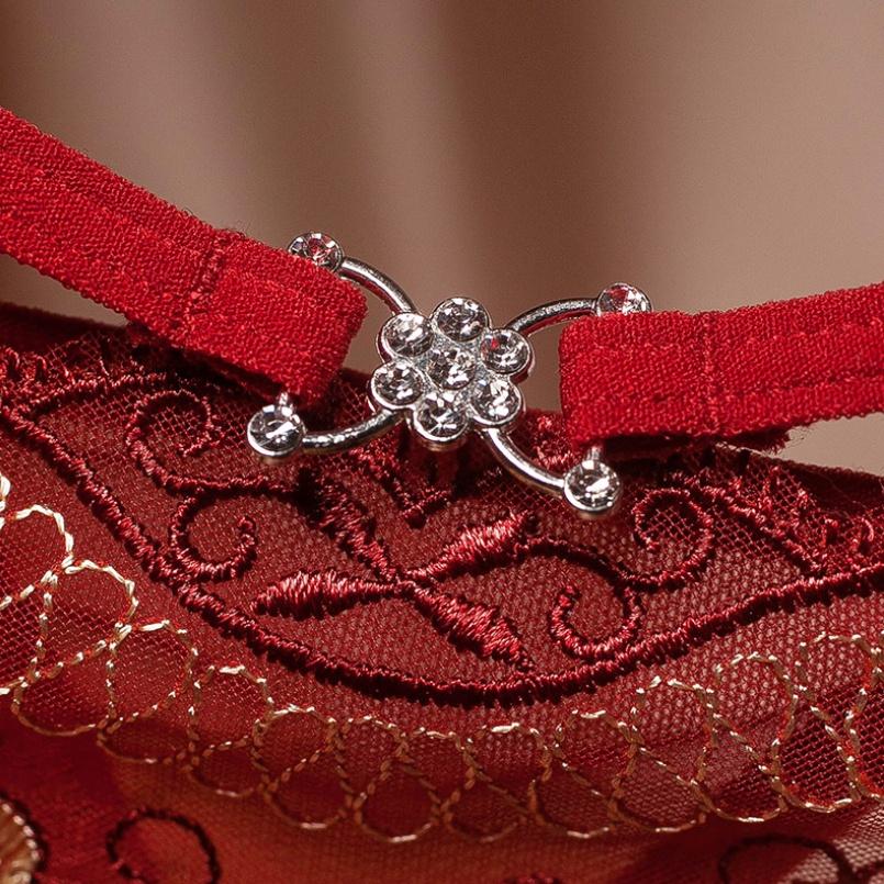 Quần lót nữ thêu họa tiết quyến rũ