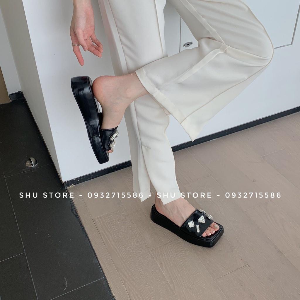 DÉP ĐẾ XUỒNG THỜI TRANG MŨI VUÔNG QUAI NGANG ĐÍNH ĐÁ 909-1 SHU STORE FOOTWEAR