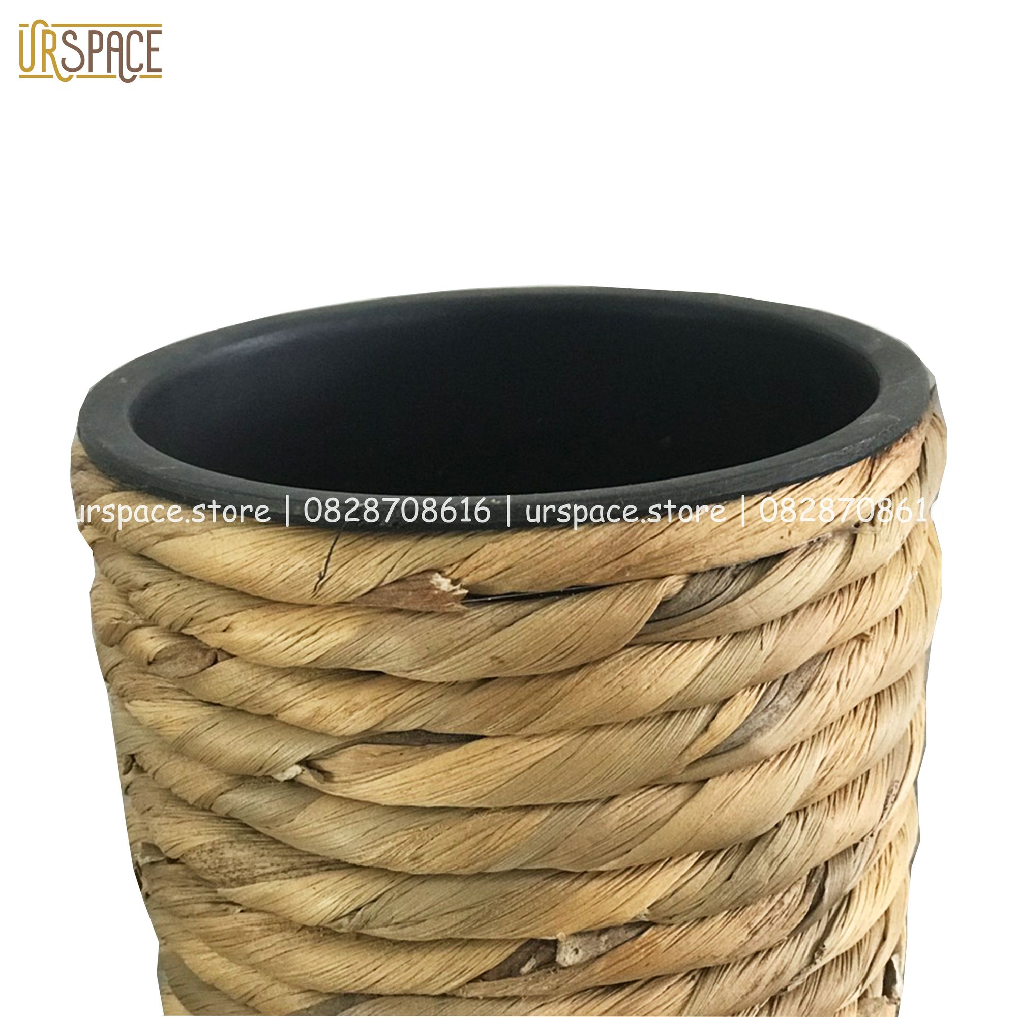 Chậu trồng cây lục bình hình tròn/ Hand-woven round hyacinth planter