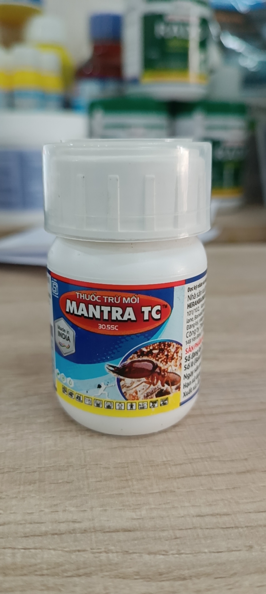 Thuốc diệt mối Mantra TC 30.5SC