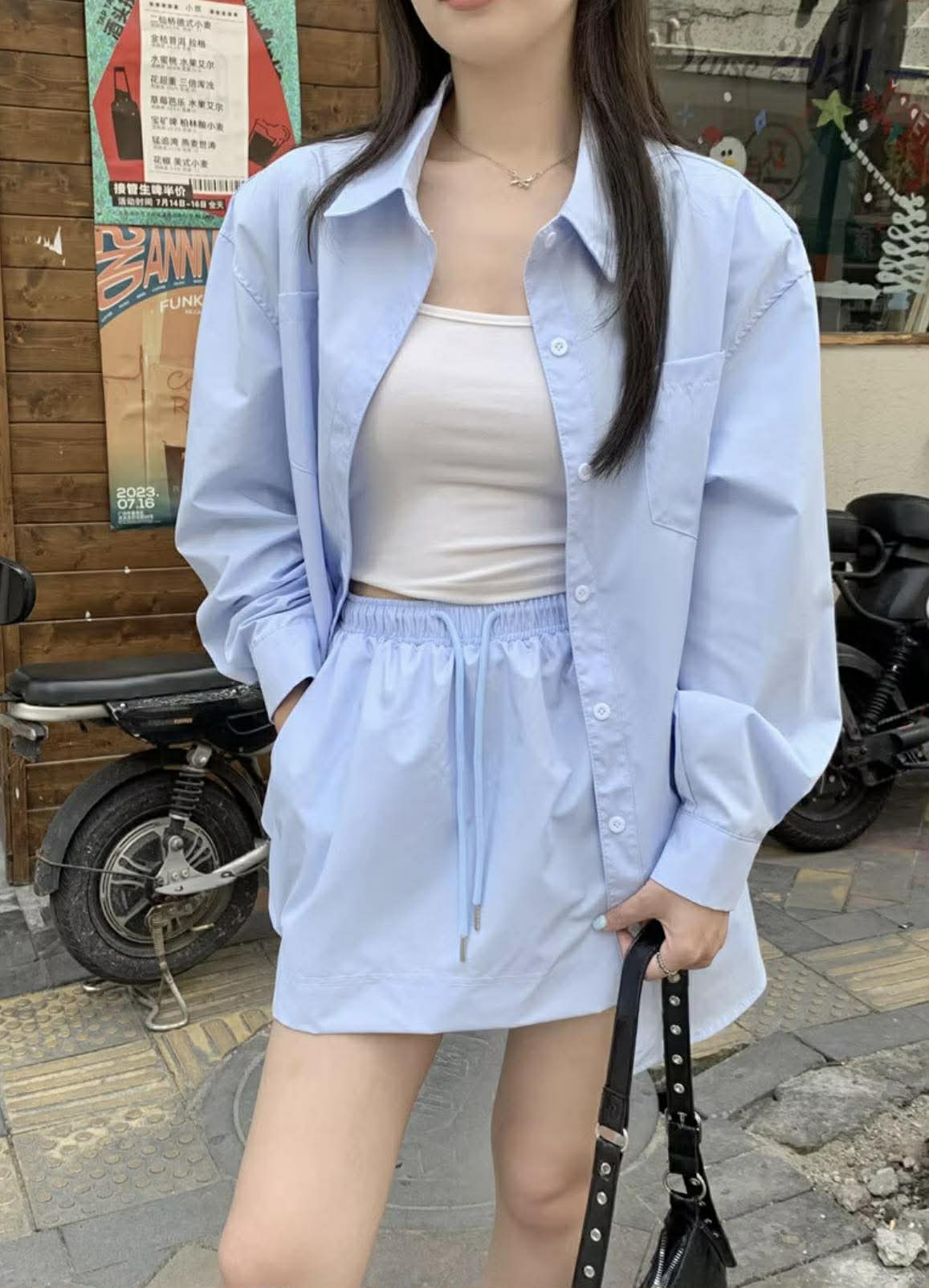 Set Áo sơ mi dài tay kèm váy ngắn màu xanh da trời phong cách trẻ trung cho nữ