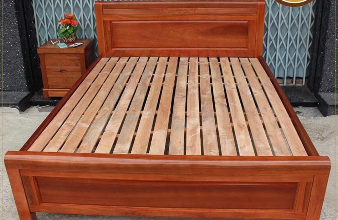 Giường ngủ gỗ xoan đào 1M6X 2M