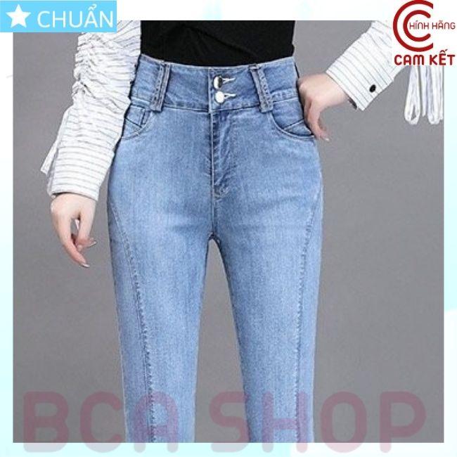 Quần jean nữ ống loe QRO69 ROSATA tại BCASHOP dáng dài, lưng cao 2 nút, phom chuẩn, chất liệu jean cao cấp - màu xanh