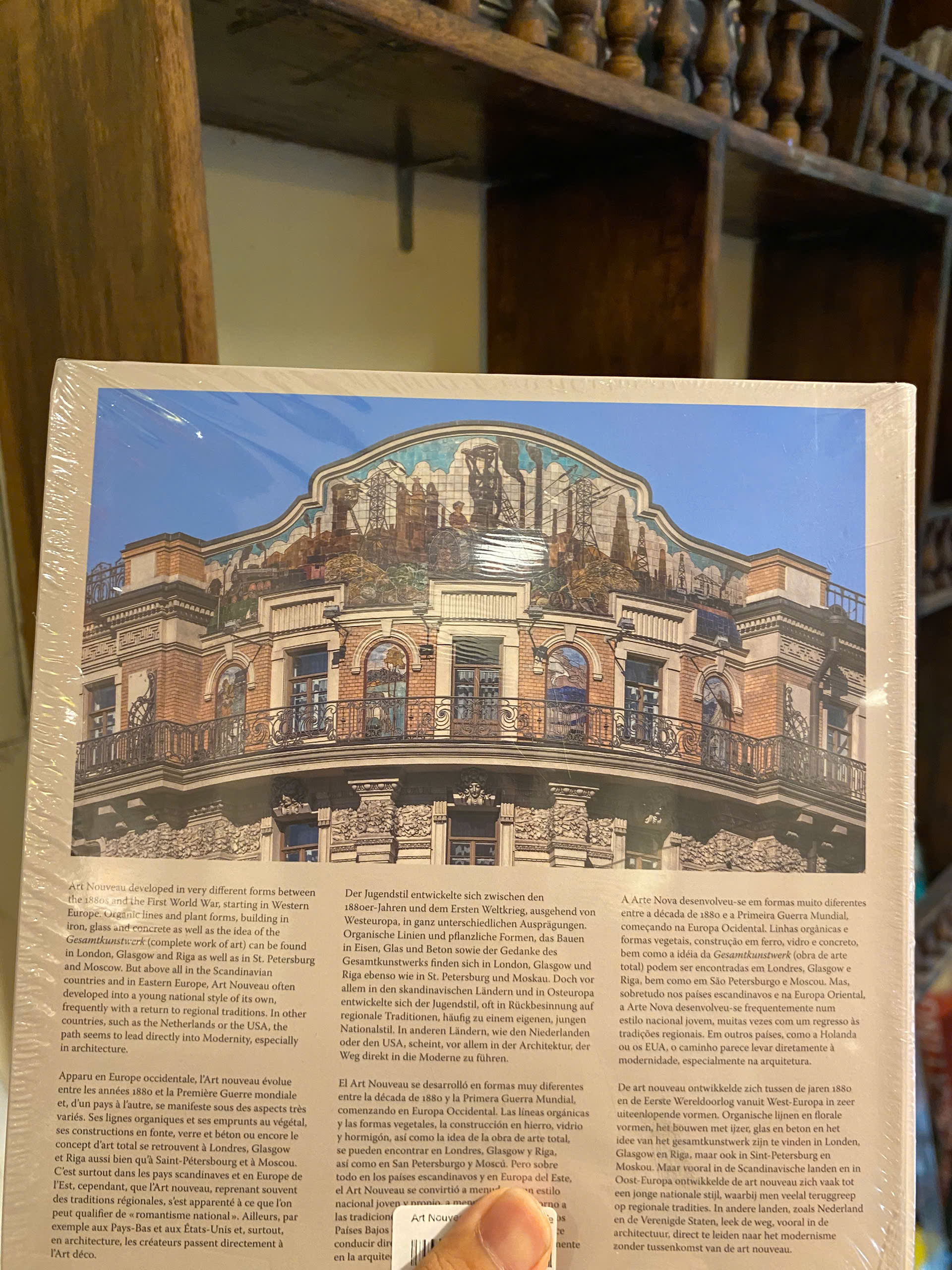 Sách - Art Nouveau: Glasgow, Amsterdam, New York by Thomas Hauffe / Art Book in English / Ngoại văn