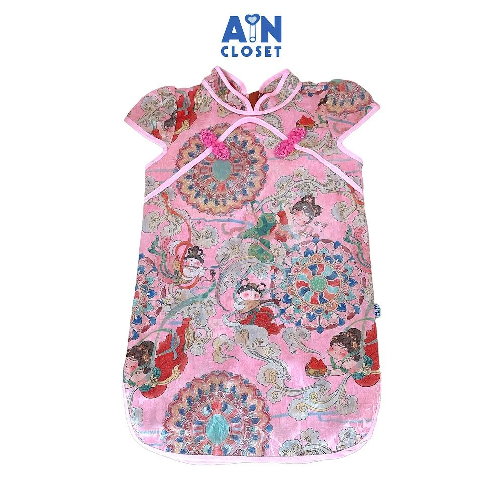 Đầm Sườn Xám bé gái họa tiết Nàng Tiền Gấm Hồng - AICDBGD1CDMD - AIN Closet