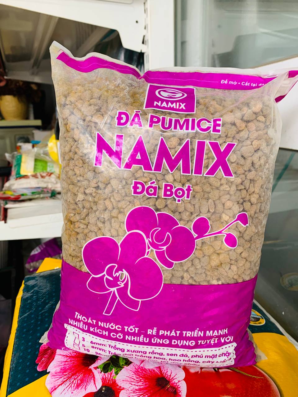 Đá bọt Pumice size 8-15mm trồng hoa hồng, cây kiểng gói 5dm3~ 3kg/gói