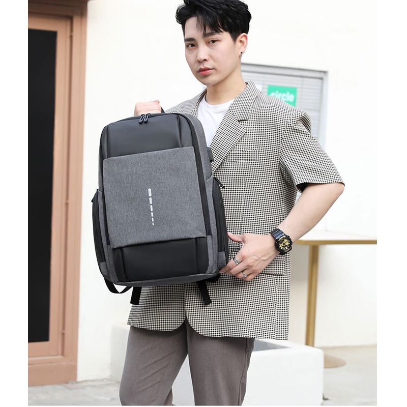 Balo laptop phong cách hiện đại - BEE GEE BLLT5580