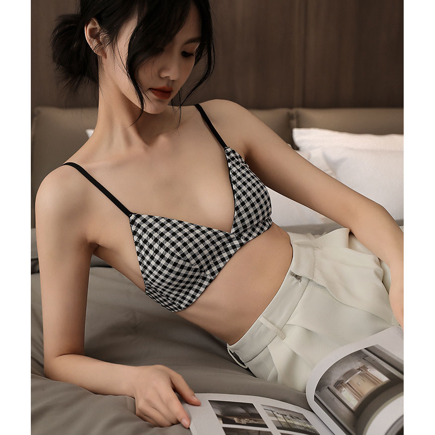 Hình ảnh Bralette Cotton Đệm Mỏng Họa Tiết Kẻ Caro Thoáng Mát Phong Cách Nhật Bản B497