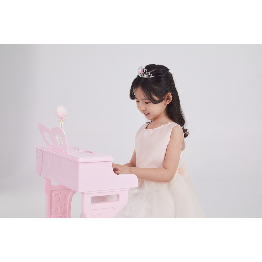 Đàn Musical Piano Dalimi Giúp bé hóa thân thành một nghệ sĩ Piano hay một cô ca sĩ bé nhỏ