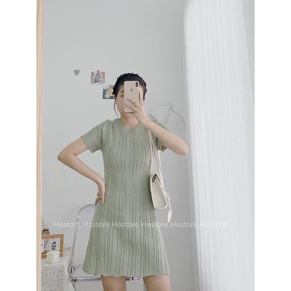 Váy len gân dáng ngắn