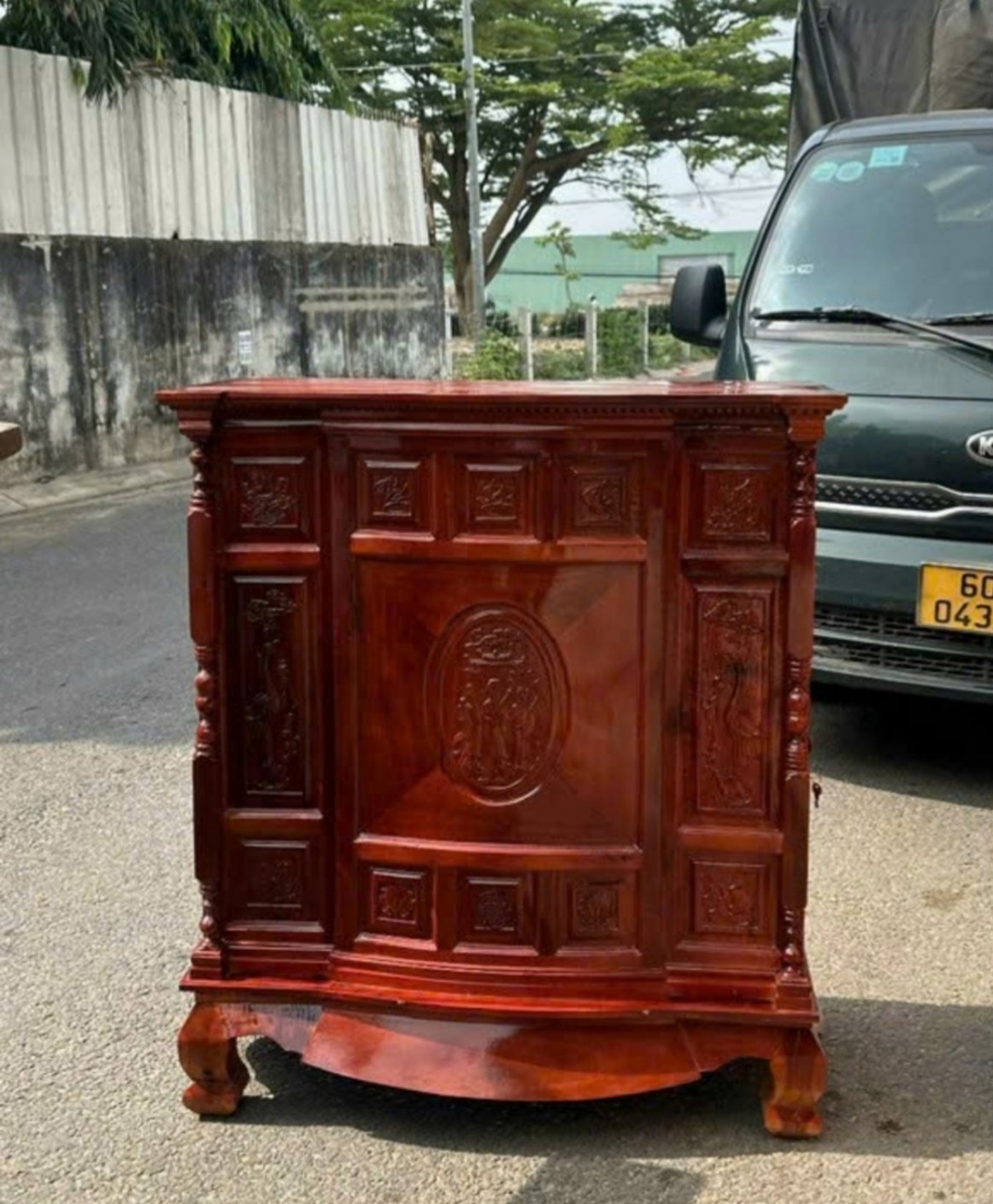 TỦ THỜ GIA TIÊN,TỦ THỜ GỖ TRÀM NGANG 1M07 CAO 1M20
