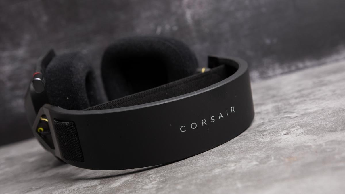 Tai nghe Corsair HS80 RGB Wireless (Hàng chính hãng)