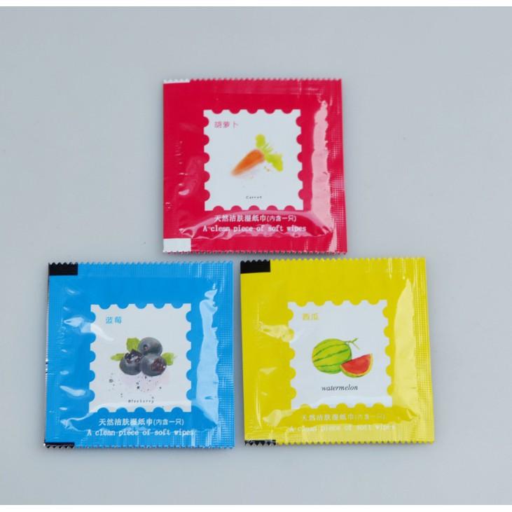 Khăn Giấy Ướt Gói Vuông Tiện Lợi