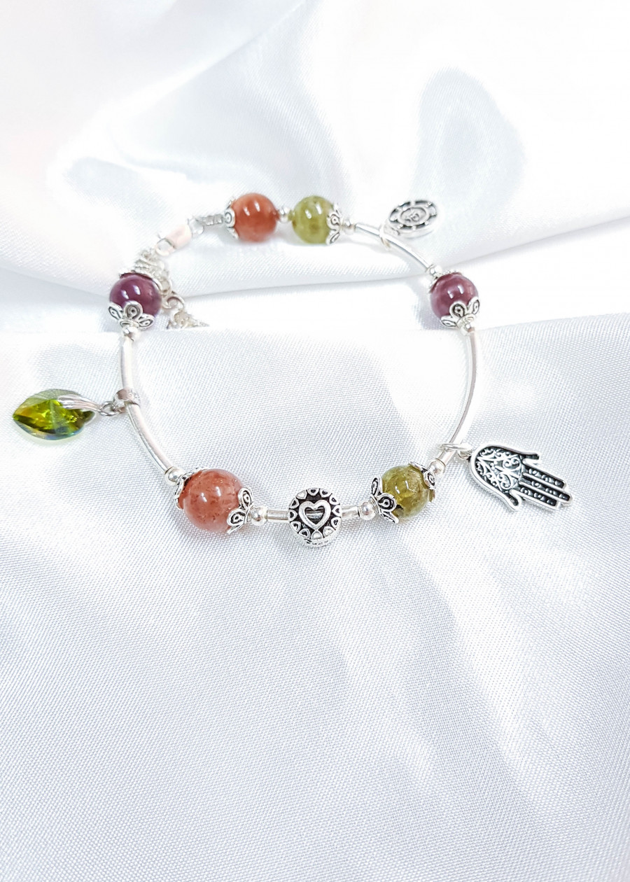 Vòng tay mệnh mộc, hỏa đá ganet xanh, đá tourmaline mix đá mặt trời+ charm bàn tay LAT.101
