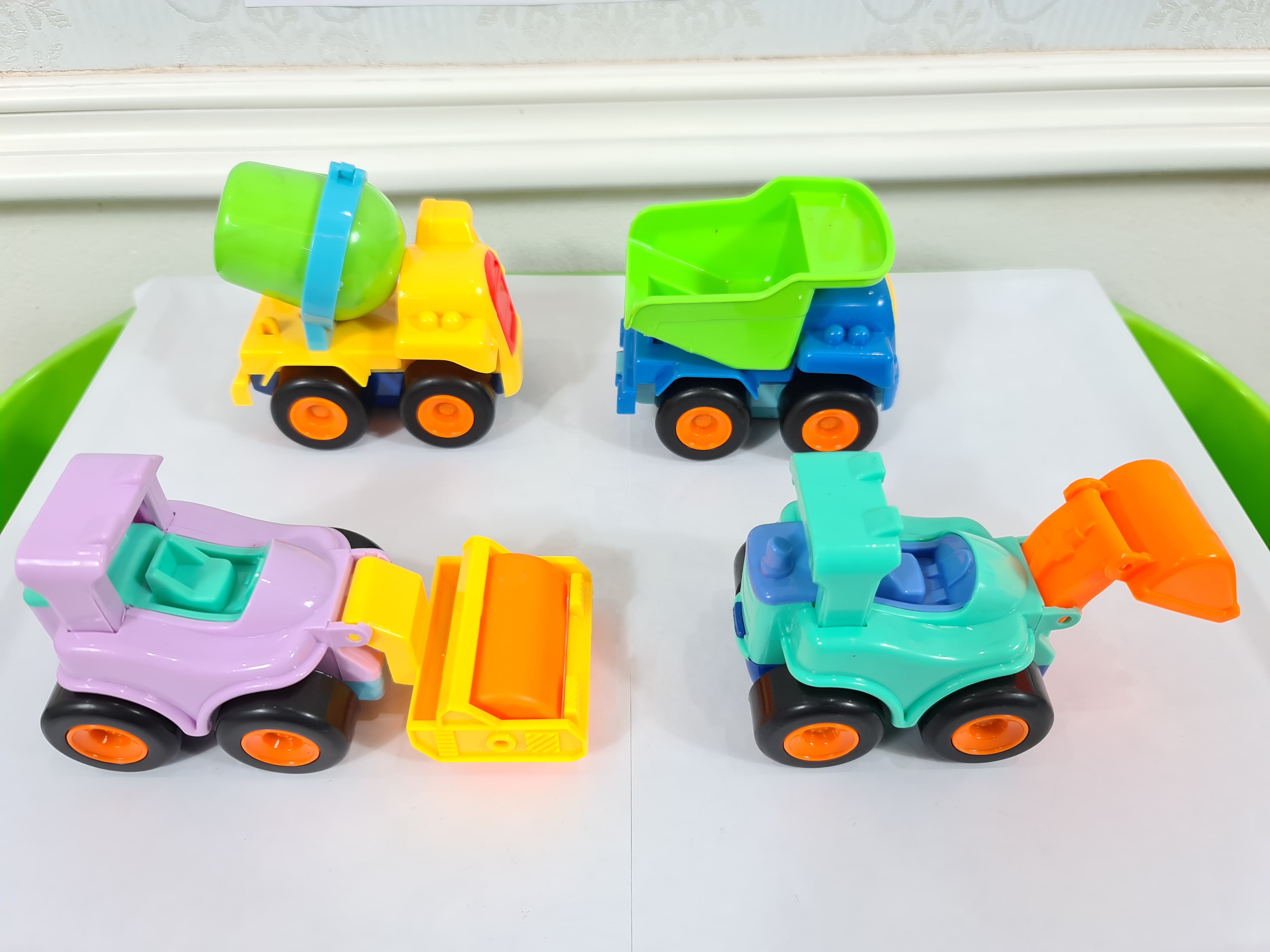 Túi 4 xe cẩu Model 8326