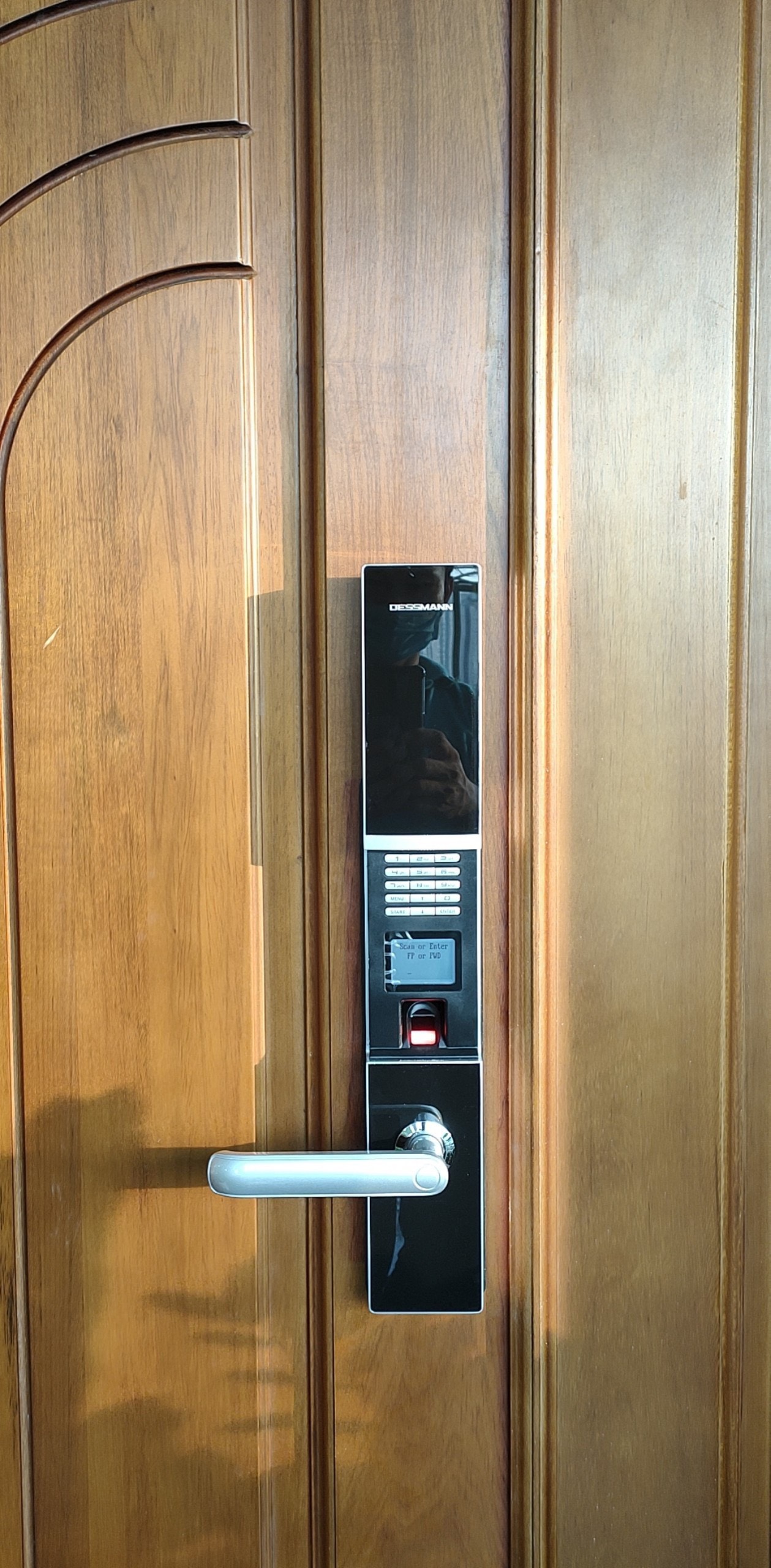Khóa cửa điện tử vân tay Dessmann S710FPC