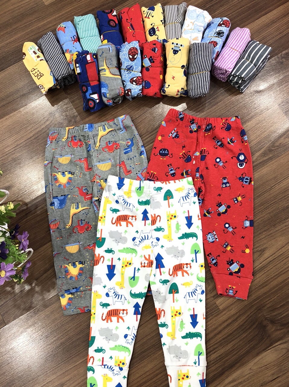 SET 5 CHIẾC QUẦN COTTON BO GẤU CHO BÉ TRAI (giao màu ngẫu nhiên)