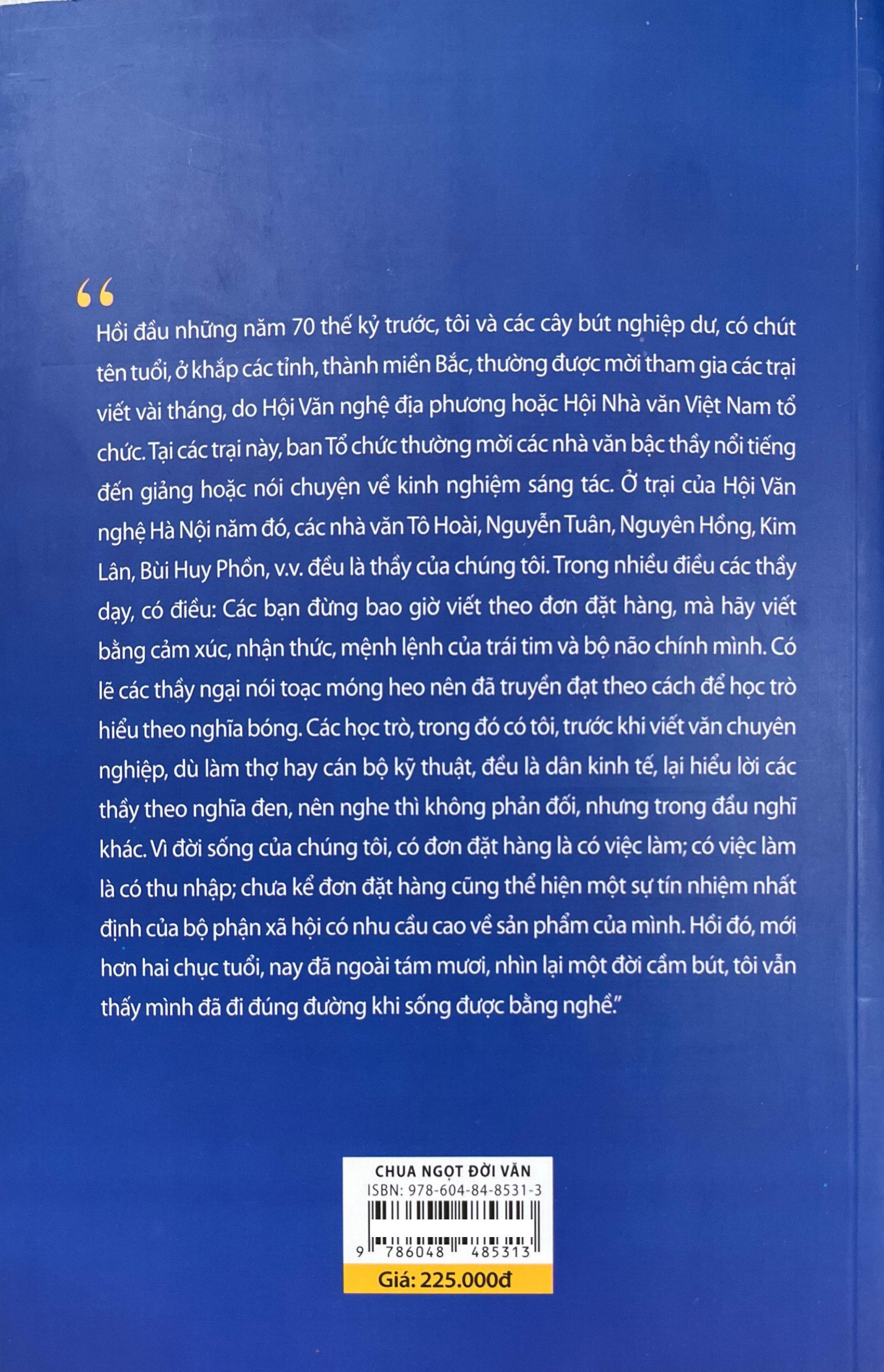 Sách - Chua Ngọt Đời Văn