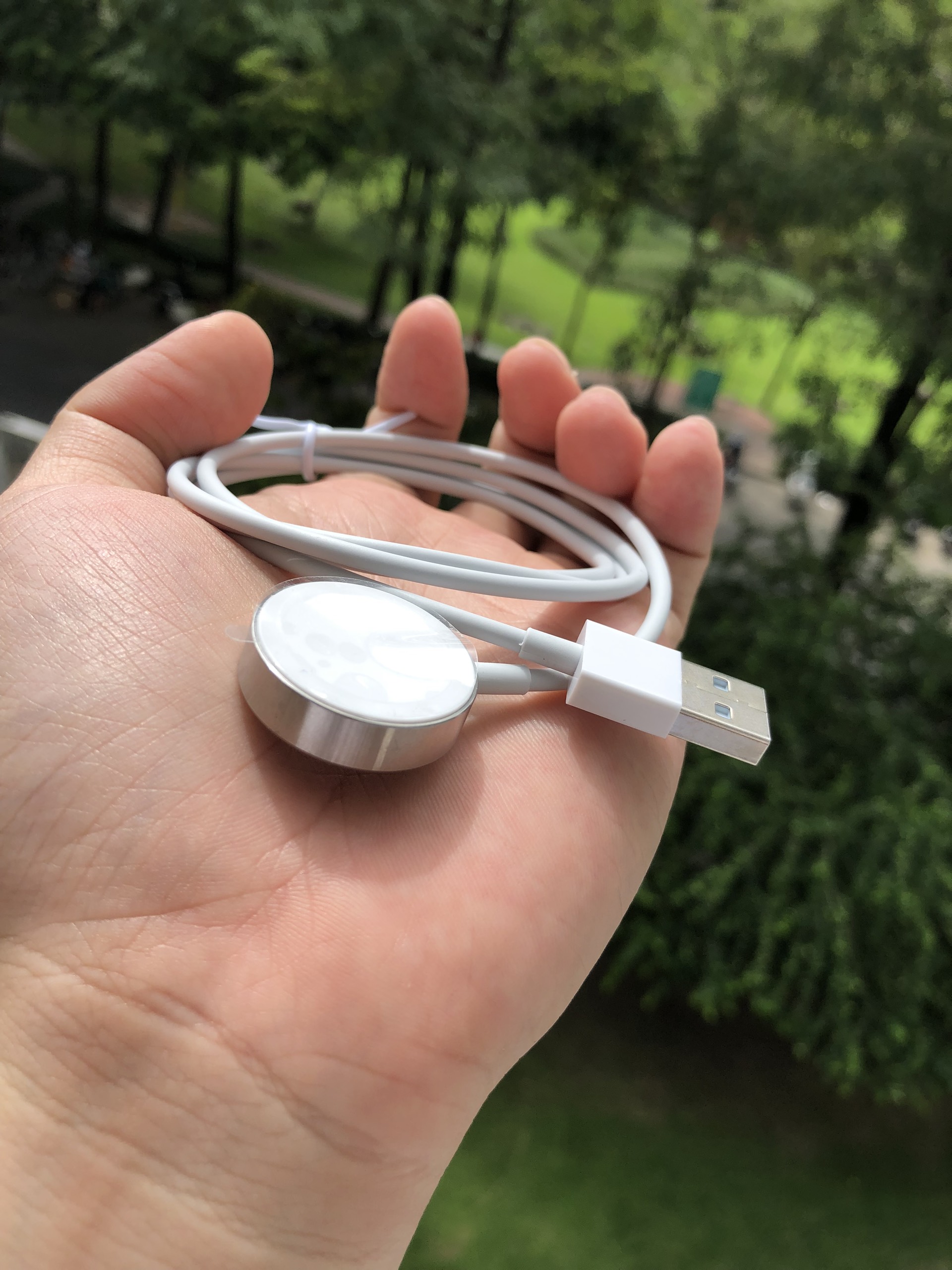 Dock sạc Kai dành cho đồng hồ Apple Watch- Hàng chính hãng