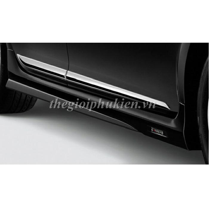 Bộ ốp, nẹp sườn Toyota Fortuner 2017-2019 bản nhỏ