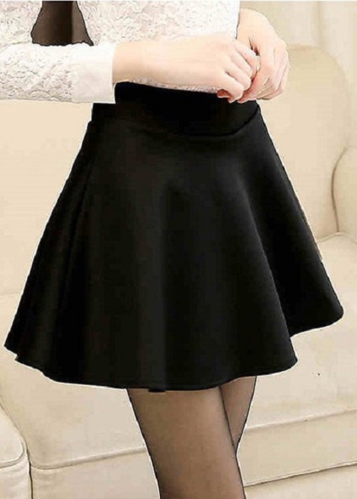 Chân váy xòe Basic dáng ngắn thời trang, nữ tính màu đen
