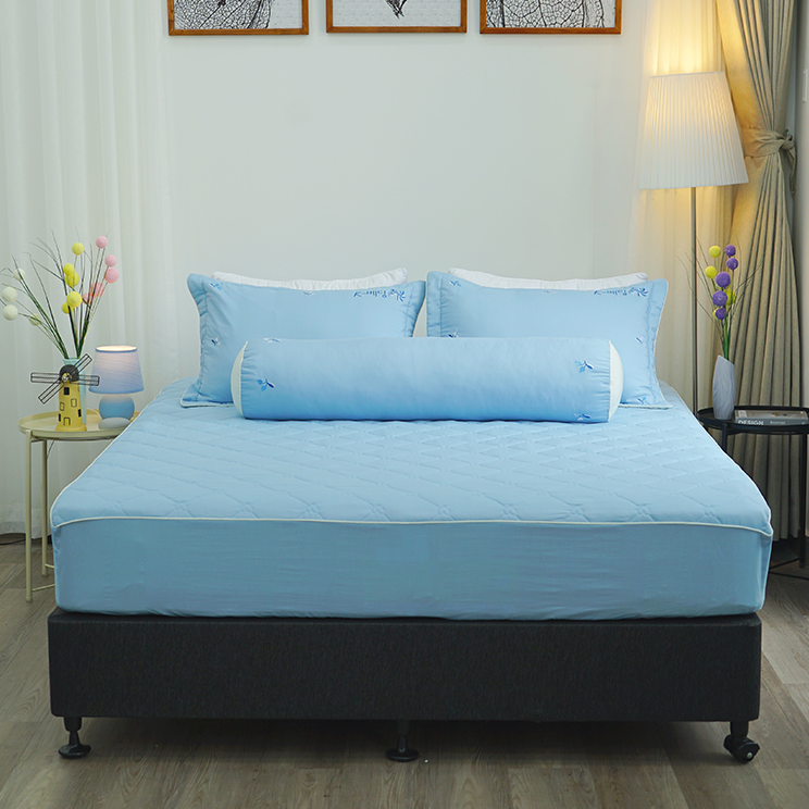 Bộ ga giường chần bông KBedding by Everon KMTS 107 Microtencel Xanh nhạt (4 món)