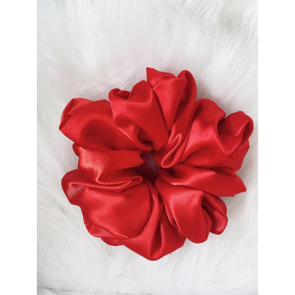 Combo dây đồng hồ apple watch và scrunchies dây cột tóc, buộc tóc vải satin lụa đỏ Noel