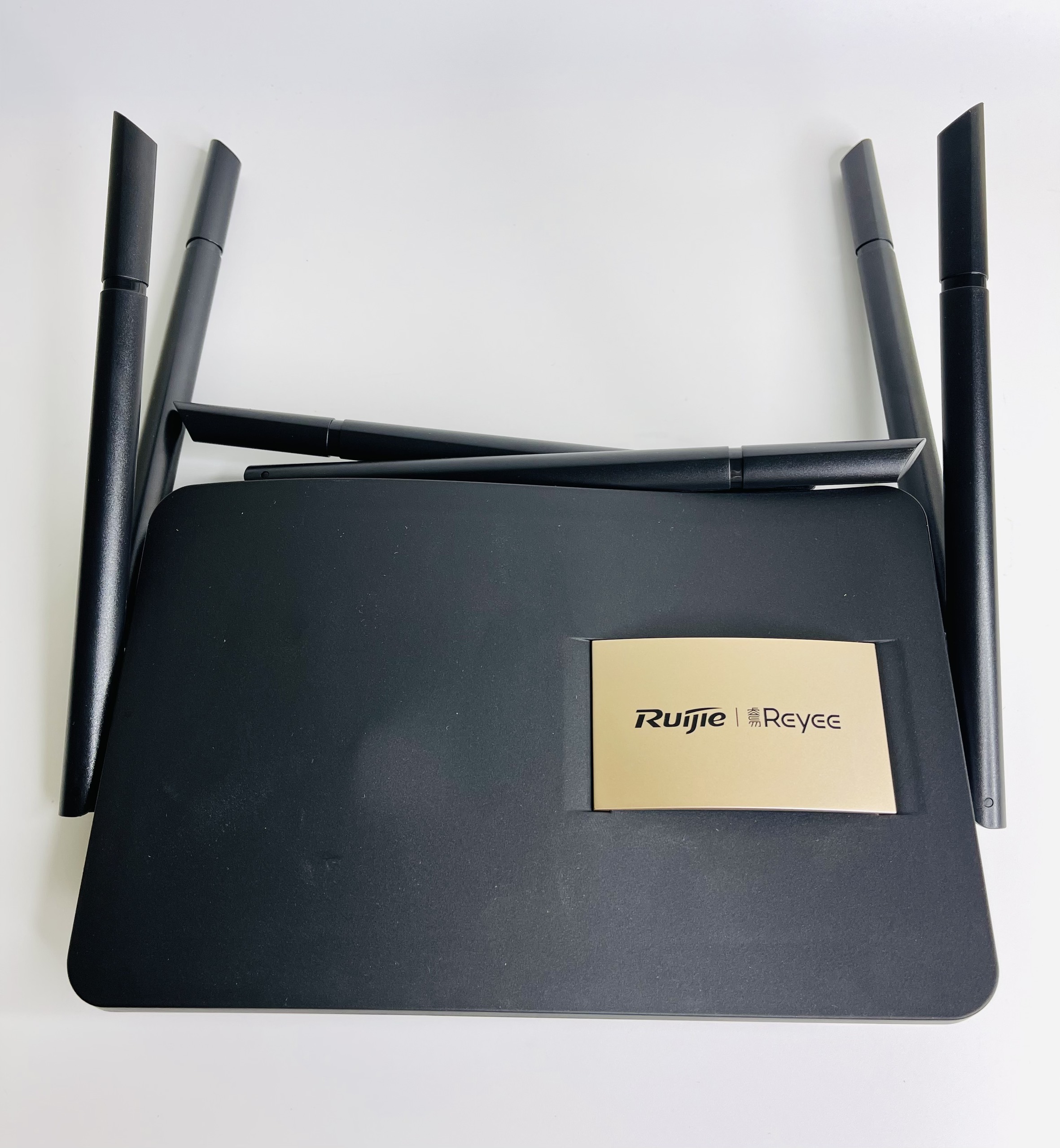 Router Wifi cho gia đình Ruijie Reyee RG-EW1200G Pro, Hàng Chính Hãng.