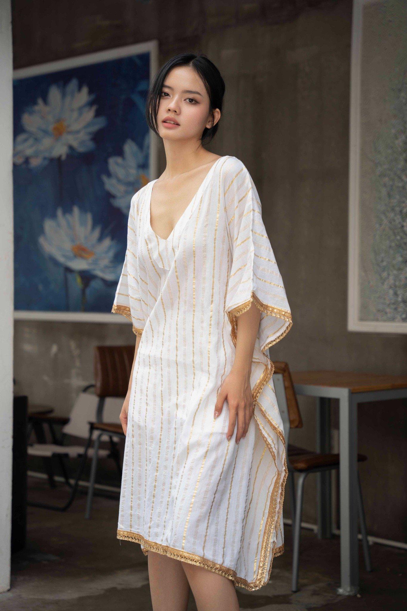 Đầm Trắng Cánh Dơi Cotton Isla Bonita