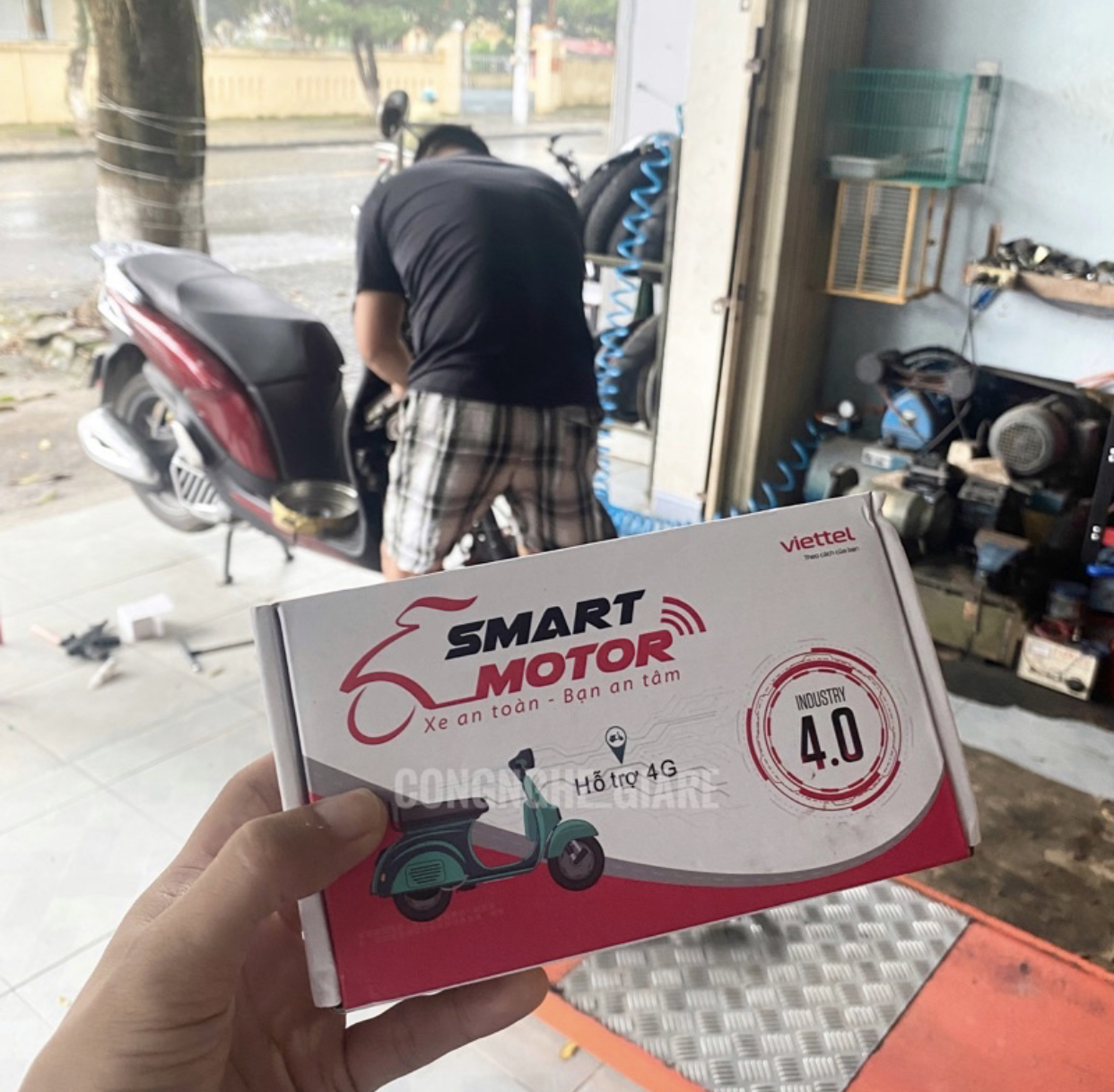 [HÀNG CHÍNH HÃNG] SMART MOTOR W1 (4G) VIETTEL - Định vị, chống trộm Xe máy, Ô TÔ - mới 100%, SX Th10/2023 - Bản nâng cấp từ W3, W2 2022