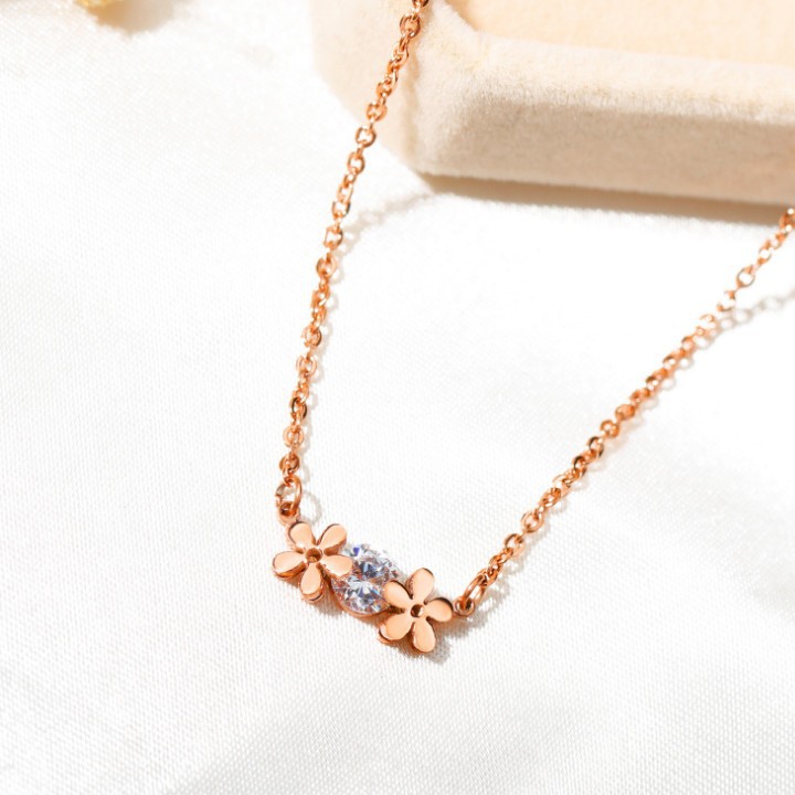 Dây Chuyền Hoa Mai Titan Không Đen TT 1742 - 1 Cái