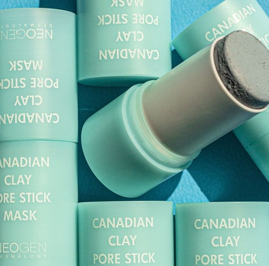 Thanh lăn đất sét giảm mụn đầu đen Neogen Canadian Clay Pore Stick Mask 28g + Tặng Kèm 1 Băng Đô Tai Mèo (MÀu Ngẫu nhiên)