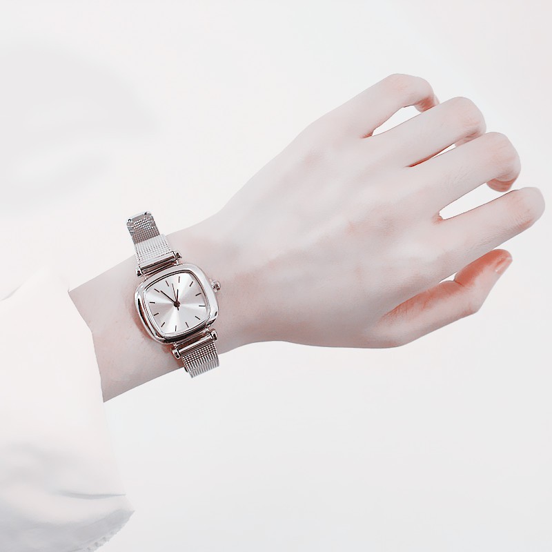 Đồng hồ thời trang nữ Jc1, mặt vuông dây da,  kích thước mặt 24mm phù hợp với mọi cỡ tay