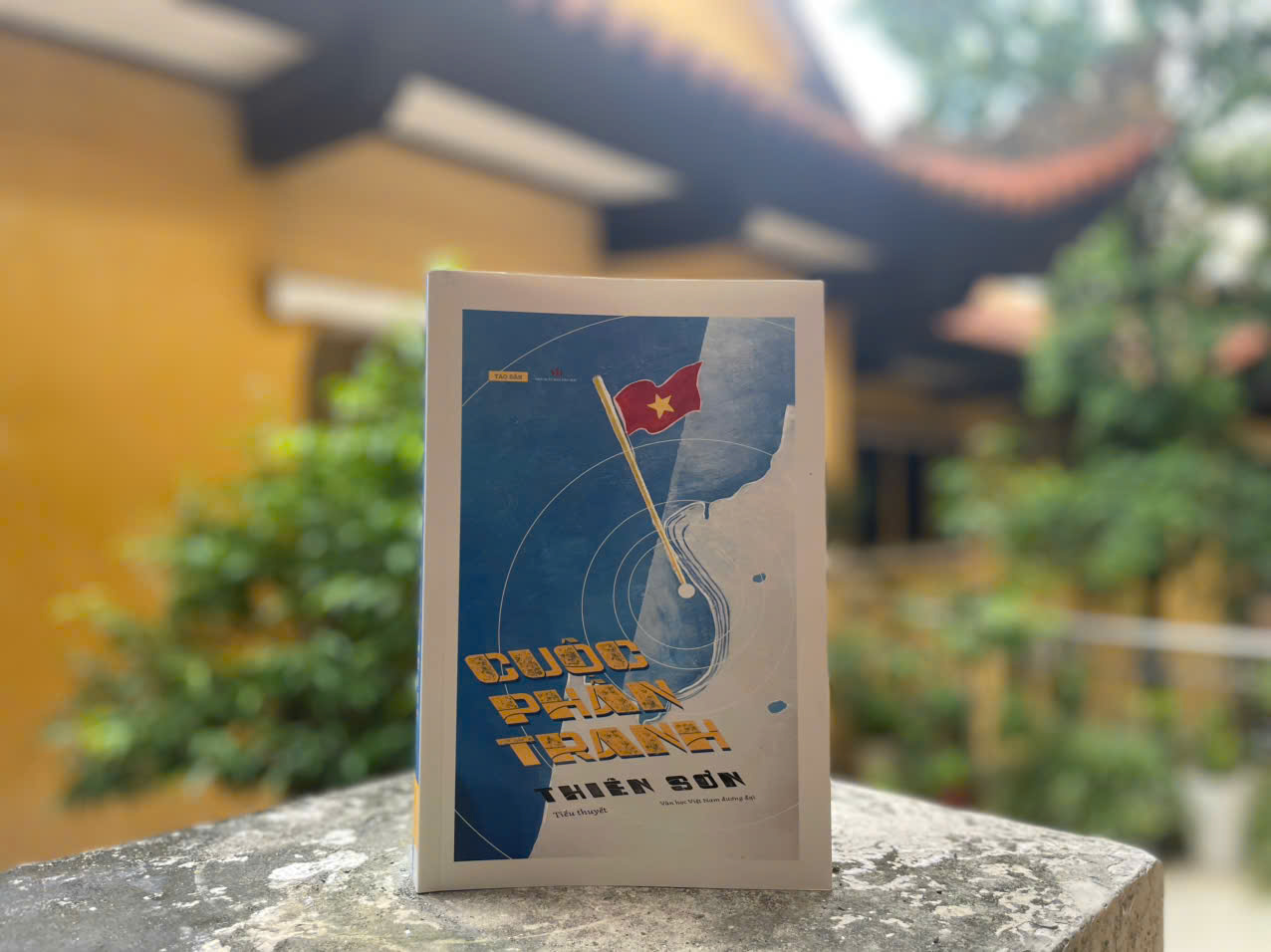 Sách Cuộc Phân Tranh