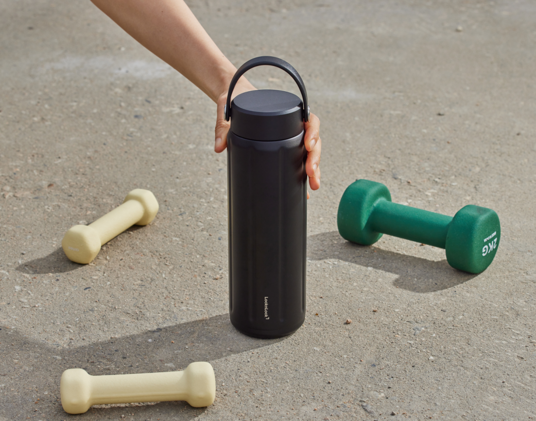 Bình giữ nhiệt LocknLock SLO ultralight tumbler LHC4427 siêu nhẹ dung tích 630ml thép không gỉ 304 có quai xách - 3 màu