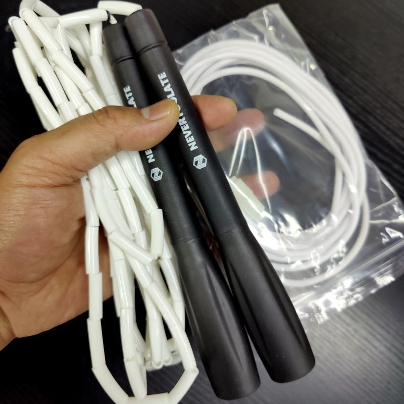 Nevertoolate TPU Hạt mềm Cườm đính cườm với Sao lưu PVC 4mm Tốc độ dây tự do Bỏ qua dây không có Tangle Fitness CrossFit Màu sắc: Hạt TPU và PVC