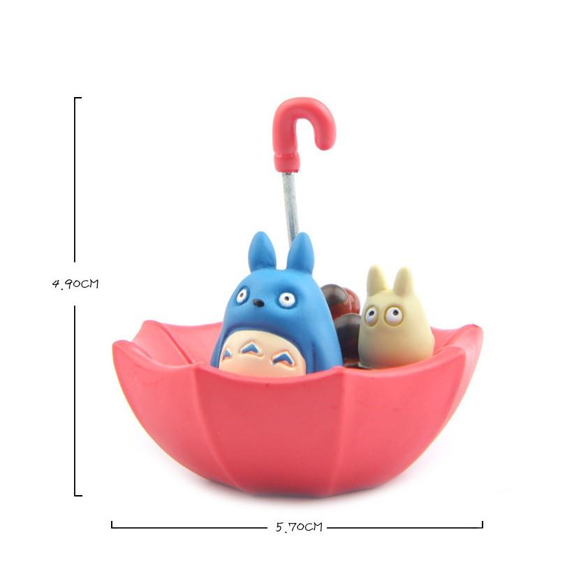 Mô hình Chibi và Chu Totoro đứng trong ô hồng cho các bạn trang trí tiểu cảnh, terrarium, DIY
