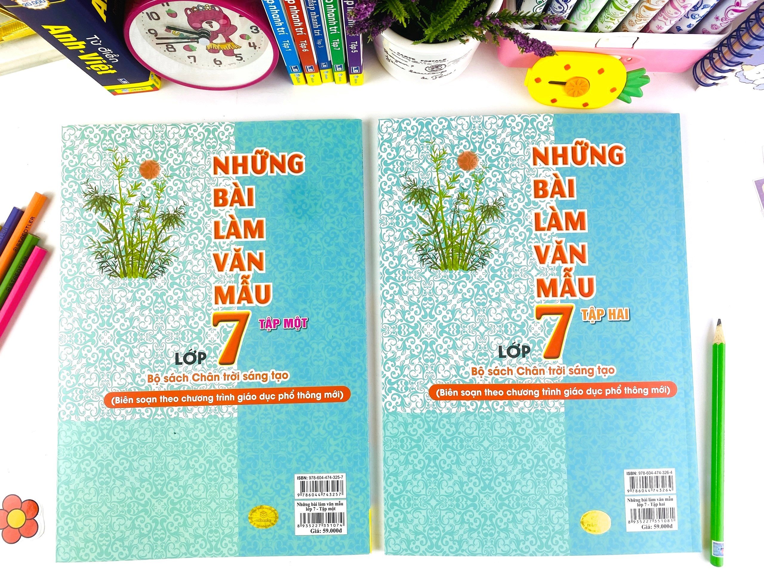 Sách - Những Bài Làm Văn Mẫu Lớp 7 - Chân trời sáng tạo - ndbooks