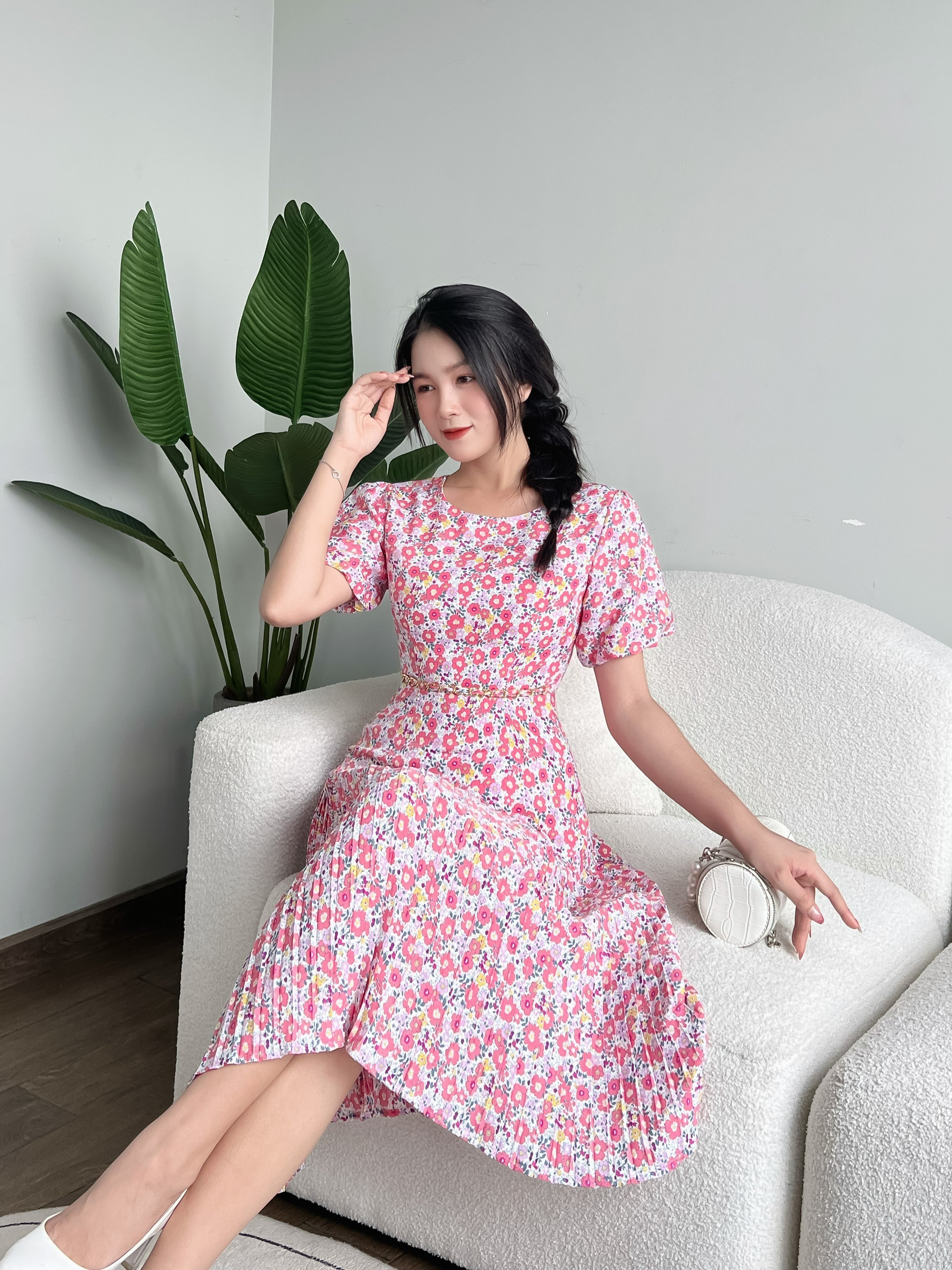 ĐẦM XÒE HOA NHÍ PHỐI DẬP LY CAO CẤP