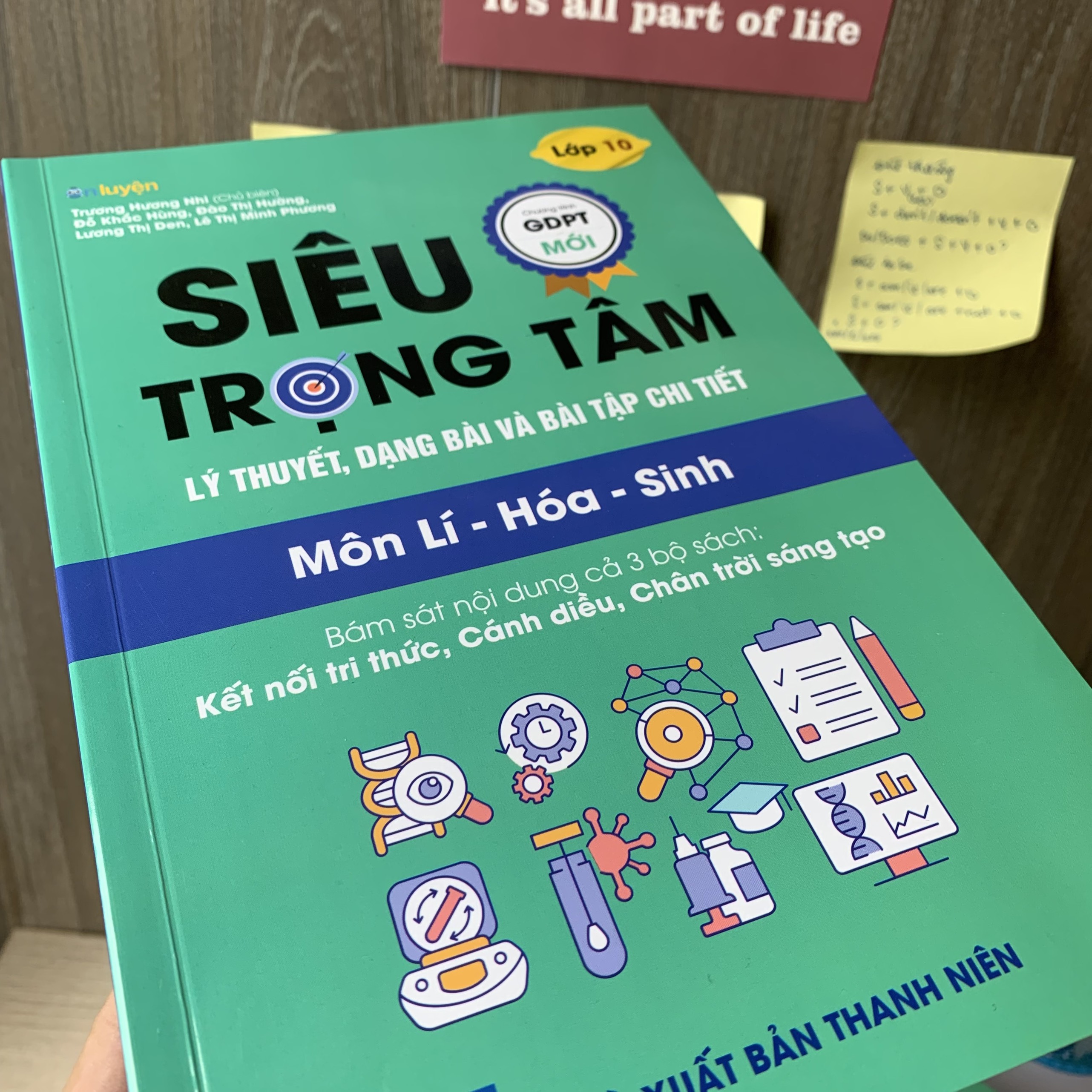 Lớp 10 ctr mới: Combo 4 sách Siêu trọng tâm Toán Văn Anh và Lí Hóa Sinh cả 3 bộ Kết nối, Chân trời, Cánh diều