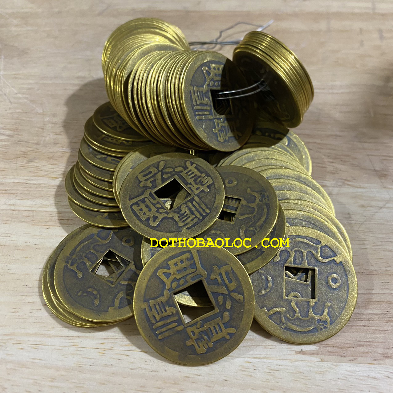 Đồng xu cổ phong thủy đường kính 4.2cm - mang lại may mắn, thịnh vượng (1 đồng)