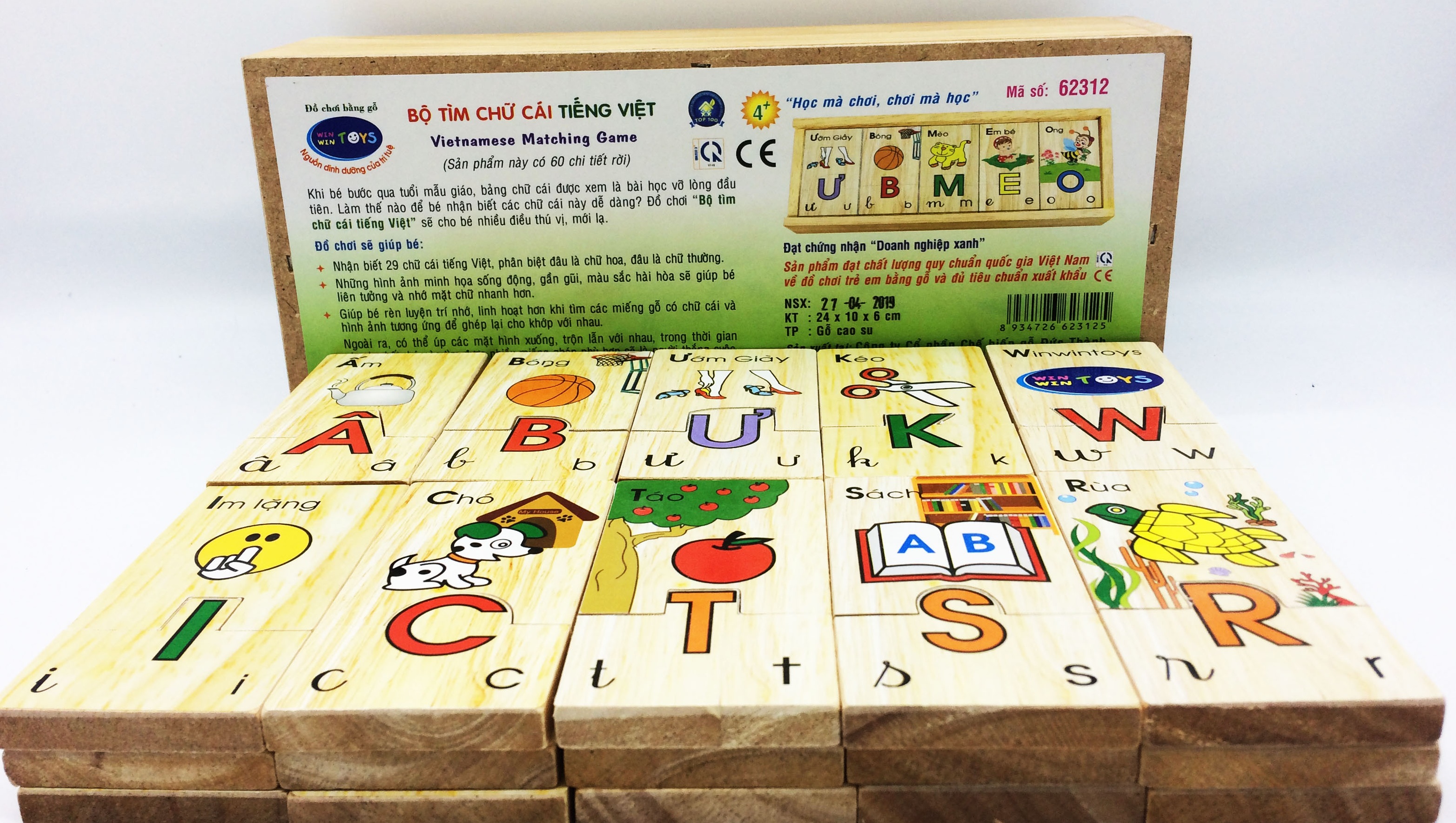 Đồ chơi gỗ phát triển trí tuệ: tìm chữ cái Tiếng Việt